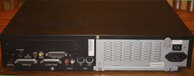 cbm/cd500/cdtvcrBack.jpg